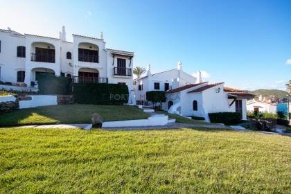 Apartment with sea views in Playas de Fornells