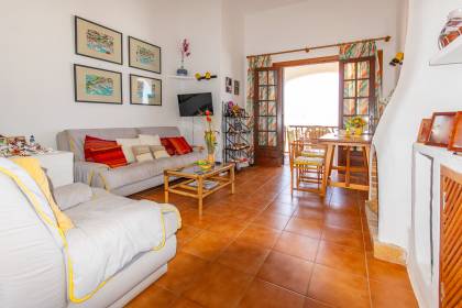 Apartamento con vistas al mar en Playas de Fornells