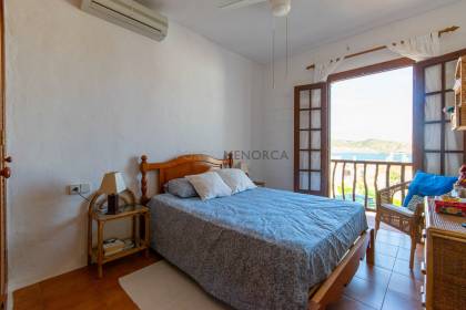 Apartment with sea views in Playas de Fornells