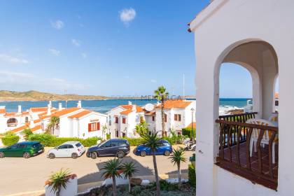 Apartment with sea views in Playas de Fornells