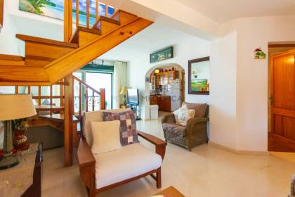 Lovely villa with pool and sea views in Playas de Fornells