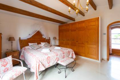 Lovely villa with pool and sea views in Playas de Fornells