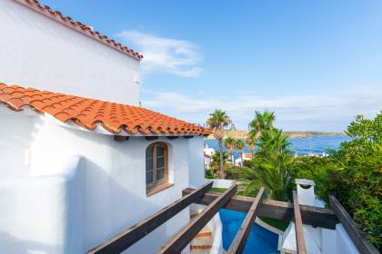 Lovely villa with pool and sea views in Playas de Fornells