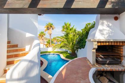 Lovely villa with pool and sea views in Playas de Fornells