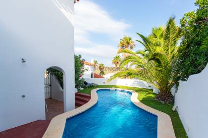 Lovely villa with pool and sea views in Playas de Fornells