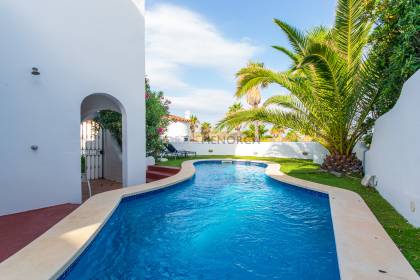 Lovely villa with pool and sea views in Playas de Fornells