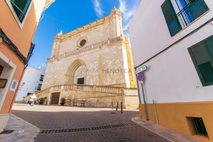 Auténtica casa menorquina en venta en el centro de Alaior