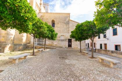 Auténtica casa menorquina en venta en el centro de Alaior