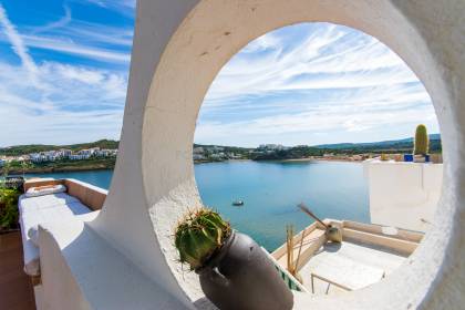 3 bedroom apartment with magnificent views of Cala Tirant beach and Playas de Fornells