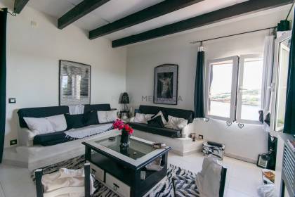 Apartamento de 3 dormitorios con impresionantes vistas a Cala Tirant y Playas de Fornells