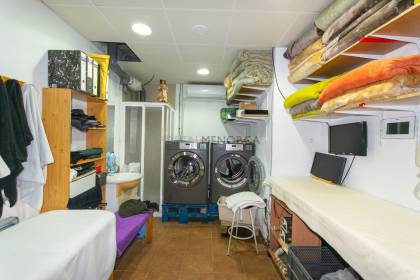 Gymnasium for sale a few metres from the centre of Sant Lluis
