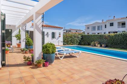 Villa individuelle avec vue sur la mer à Addaia