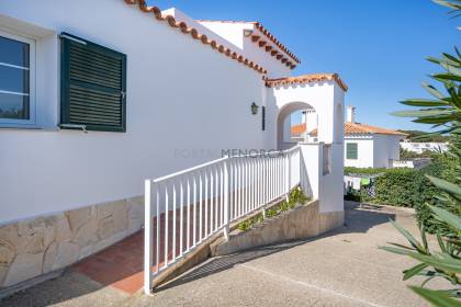 Villa individuelle avec vue sur la mer à Addaia