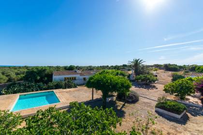 Espectacular finca rústica en Alaior con gran extensión de terreno