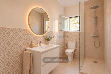 Spacious villa for sale in Punta Prima very close to the beach