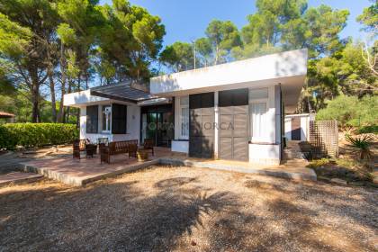 Práctico chalet en una sola planta cerca del mar en Son Parc