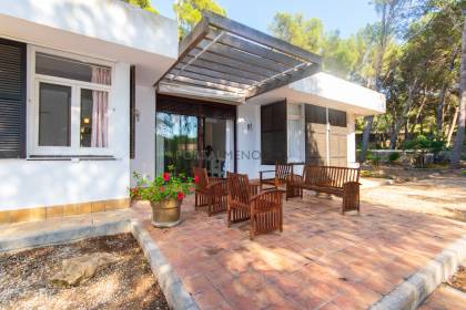 Práctico chalet en una sola planta cerca del mar en Son Parc