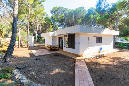 Práctico chalet en una sola planta cerca del mar en Son Parc