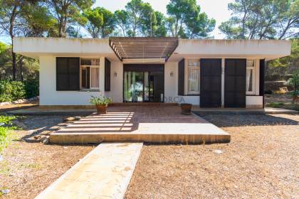 Práctico chalet en una sola planta cerca del mar en Son Parc
