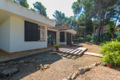 Práctico chalet en una sola planta cerca del mar en Son Parc