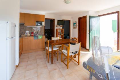 Beautiful apartment with communal pool in Cales Piques