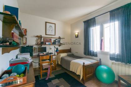 Casa unifamiliar con garaje cerca del mar en Fornells