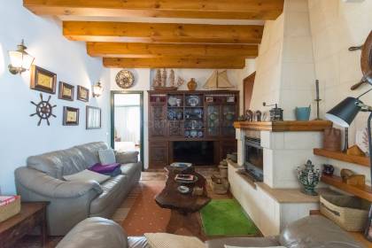 Casa unifamiliar con garaje cerca del mar en Fornells