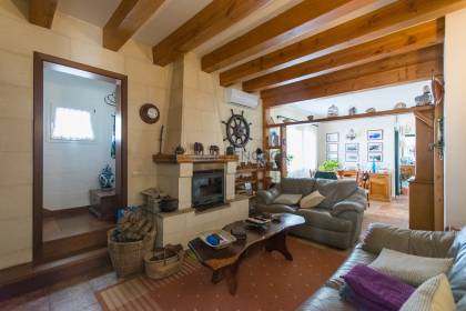 Casa unifamiliar con garaje cerca del mar en Fornells