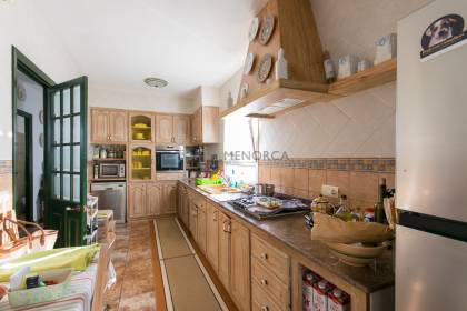 Casa unifamiliar con garaje cerca del mar en Fornells