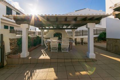Casa unifamiliar con garaje cerca del mar en Fornells