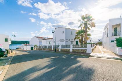Casa unifamiliar con garaje cerca del mar en Fornells