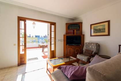 Estupendo ático con gran terraza en venta en Mahon