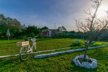 Country house for sale just a few minutes from the town of Sant lluis