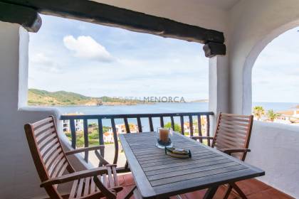 Apartment with panoramic sea views in Playas de Fornells