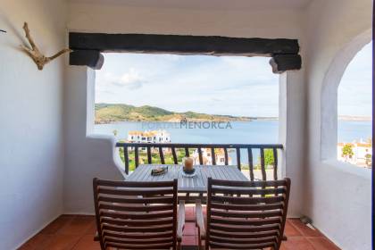 Apartamento con vistas panorámicas al mar en Playas de Fornells