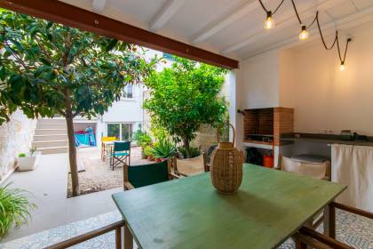 Spacious renovated house with patio in Ciutadella