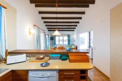 Chalet de 5 dormitorios con piscina y vistas al mar a la venta en S'Algar