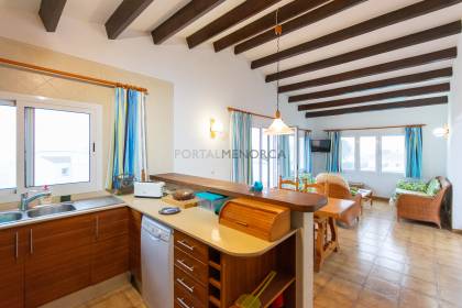 Chalet de 5 dormitorios con piscina y vistas al mar a la venta en S'Algar
