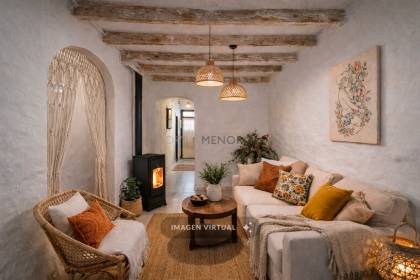 Practical ground floor house with patio in Es Mercadal