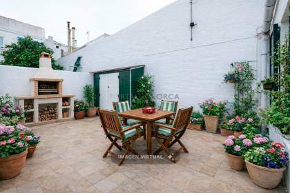 Practical ground floor house with patio in Es Mercadal