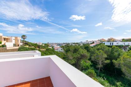Magnifique maison neuve de créateurs à Cala Llonga