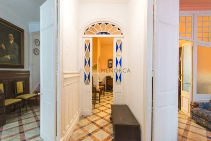 Townhouse with personality in the centre of Mahon