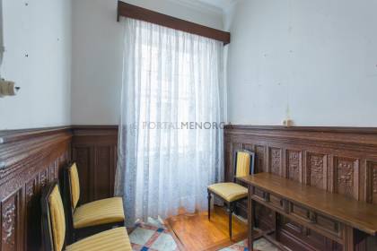 Townhouse with personality in the centre of Mahon