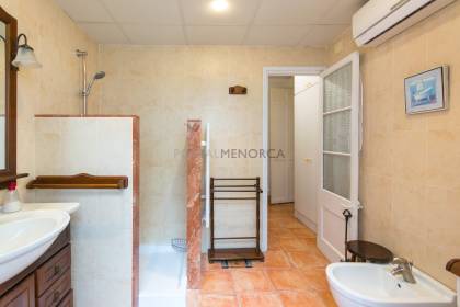 Townhouse with personality in the centre of Mahon