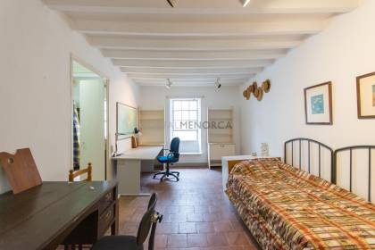 Townhouse with personality in the centre of Mahon