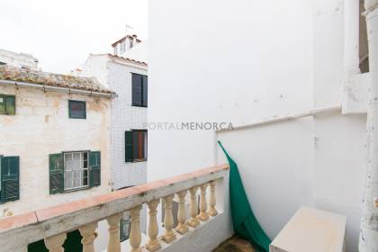 Townhouse with personality in the centre of Mahon