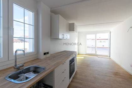 Primer piso con terraza en venta en el pueblo de Sant Lluis