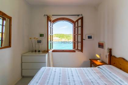 Appartement d'une chambre sur le front de mer à Playas de Fornells