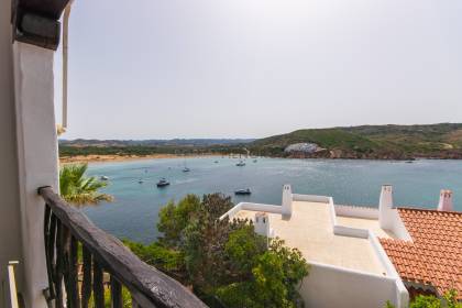 Appartement avec une vue spectaculaire à Playas de Fornells