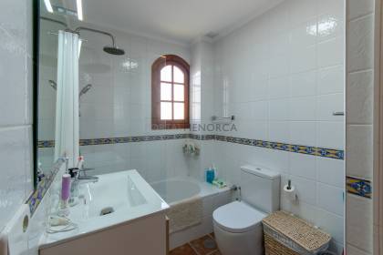 Appartement avec une vue spectaculaire à Playas de Fornells